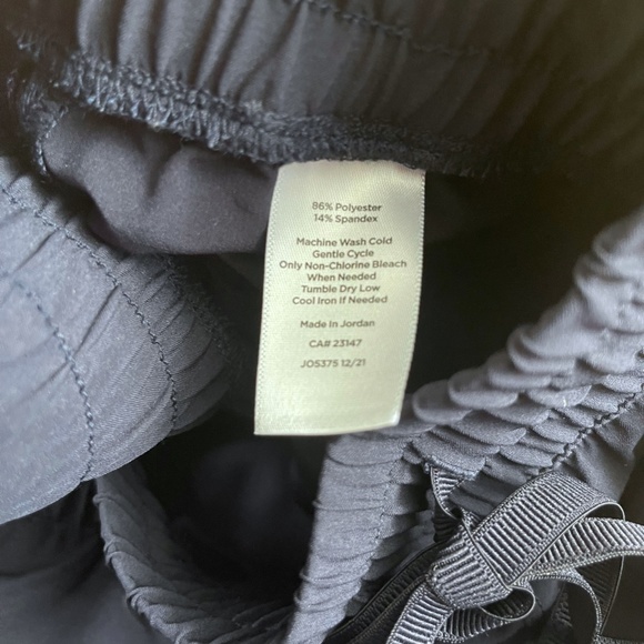 Talbots LIGHTWEIGHT STRETCH STRAIGHT LEG CROP PANTS - Picture 10 of 10